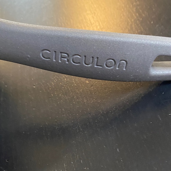 Viking Professional Nonstick Saucepan with Lid - Black - Picture 10 of 15